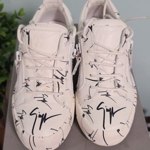 Giuseppi Sneakers